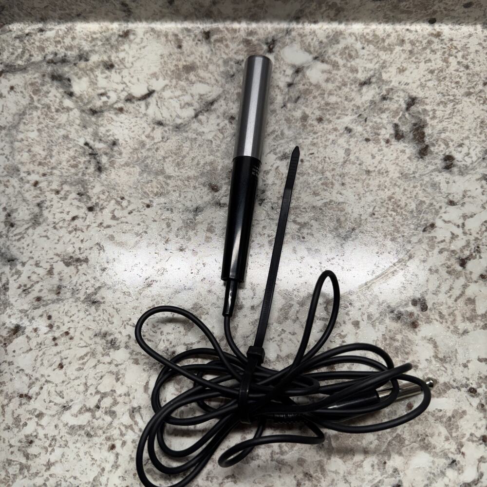Vintage Realistic MC-1000 Dynamic Microphone 10K Ohm Slim Pencil Mic Japan